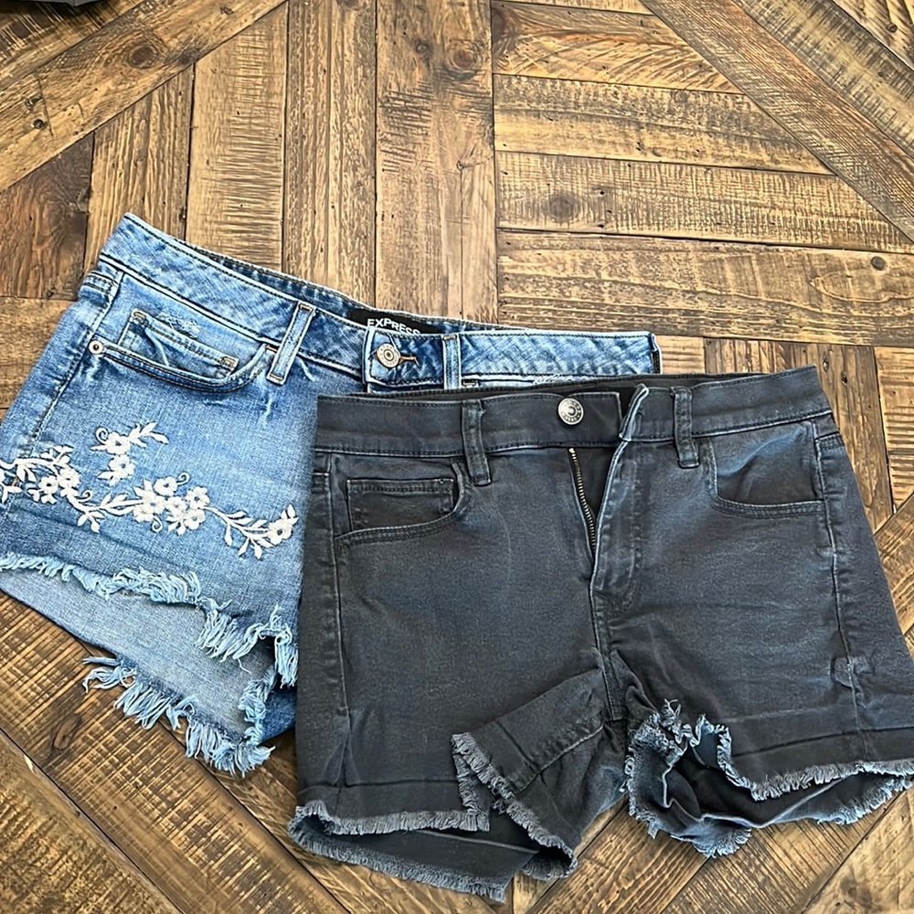 Two Pair of Express Jean Shorts Size 4